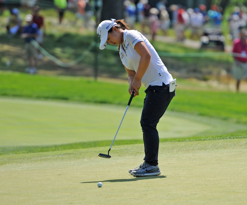 Sei Young Kim putts on 17 at Lancaster Country Club in the second round of the 2015 U.S. Women's Open.  (Photo/Patrick Blain)